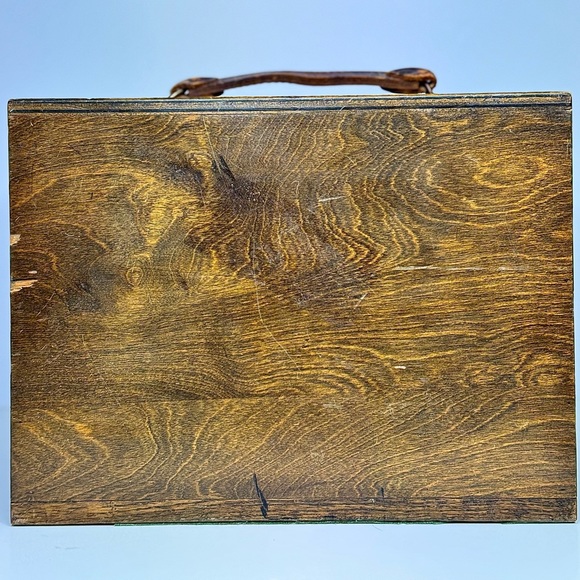 Antique Wooden Box of Drawers (4 Sm, 1 Lg) with secret door and lock - Picture 6 of 7